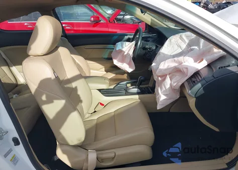 2010 Honda Accord 2.4 Ex-L z USA, uszkodzony, nr VIN 1HGCS1B82AA002734